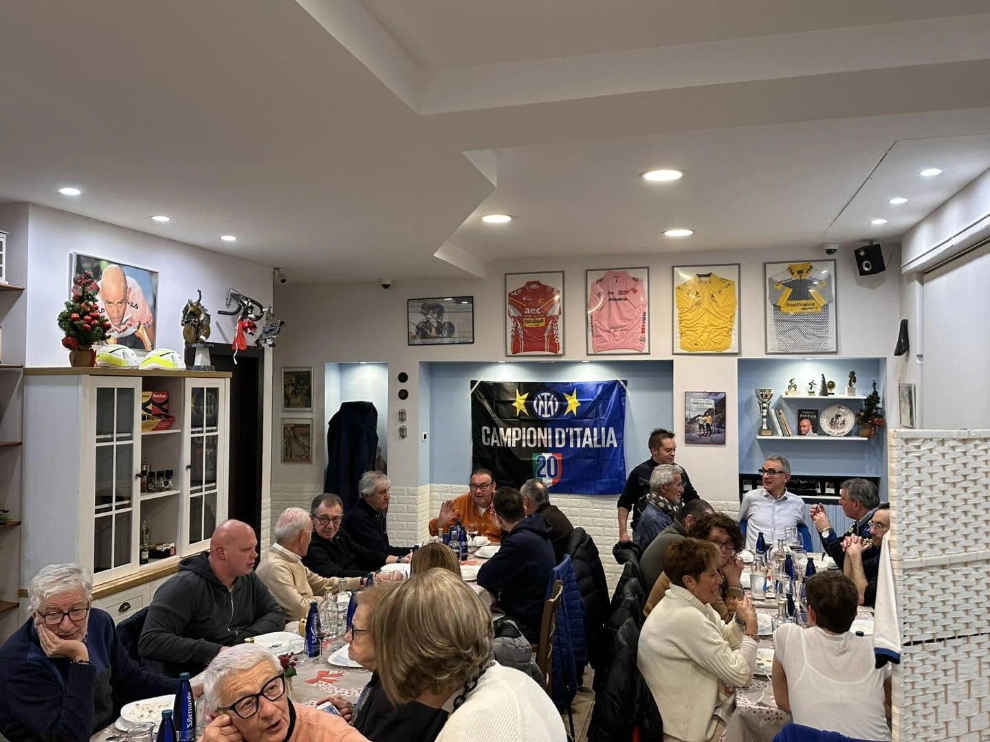 Un momento di convivialità al BARtali